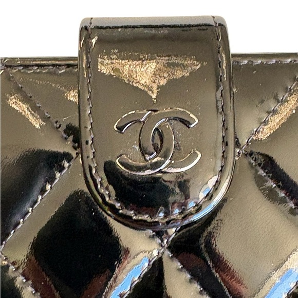 COPY - Chanel iconic patent black quilted wallet - Picture 6 of 16